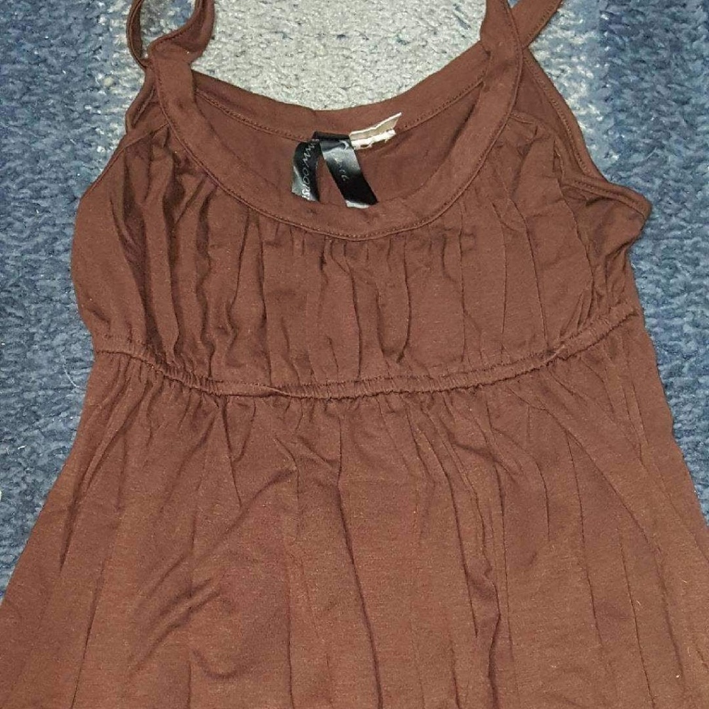 Super cute and comfy brown flowy tank